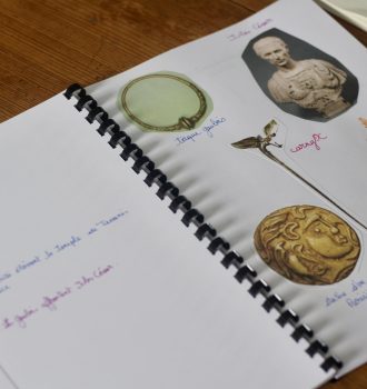 Exemple de premier Livre des siècles pour les enfants de cycle 2 sur Jules César et les Gaulois
